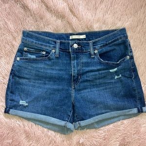 Levi’s jean shorts size 30